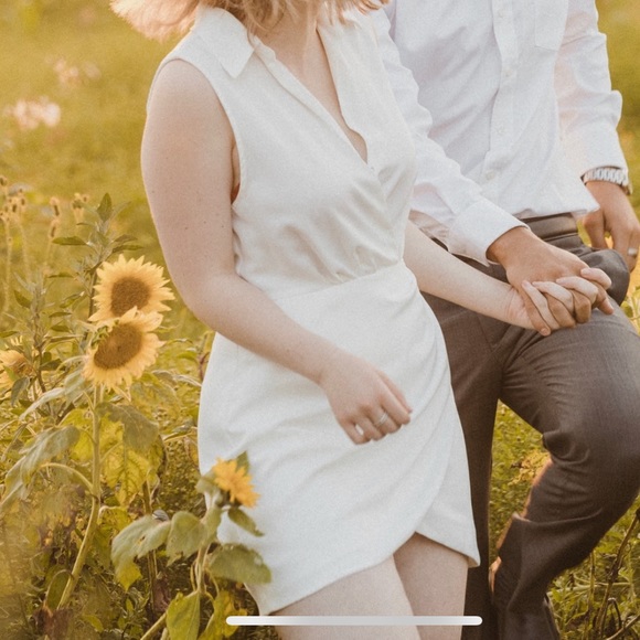 Beautiful white dress - Picture 6 of 6